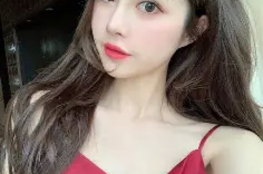 冲上热搜47岁女演员复出