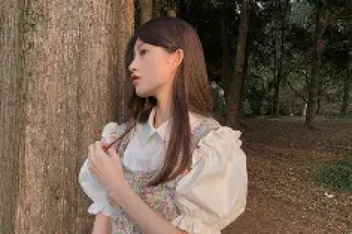 深夜热搜炸锅：27岁宋祖儿被疑小号曝光刘宇宁恋情登顶热搜工作室一句话引悬念