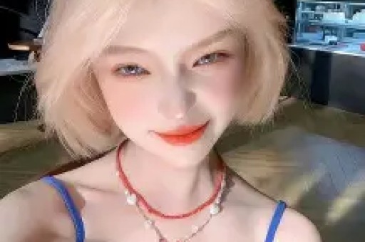 曝男明星KTV亲女网红